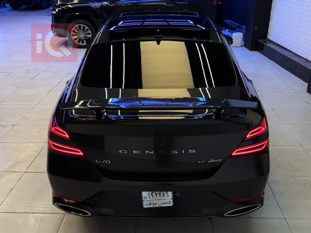 Genesis G70